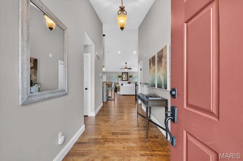 3rd image of 14345 Gatwick Ct, Chesterfield, MO 63017 | MLS# MIS26042885