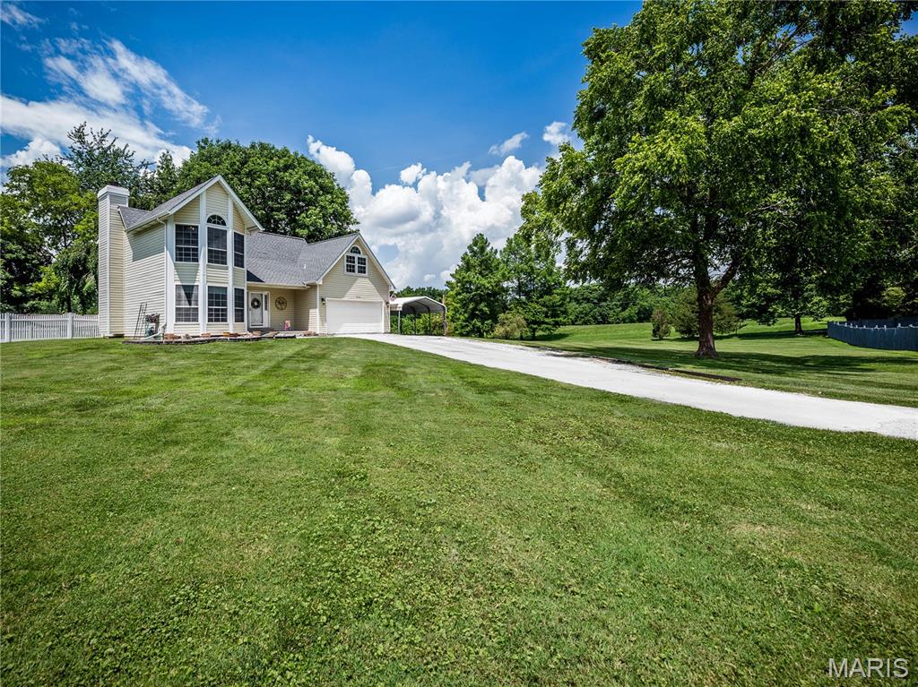 Homes for sale in Troy, IL | 216 Arrowhead Dr, Troy, IL 62294 | MLS# MIS26042974