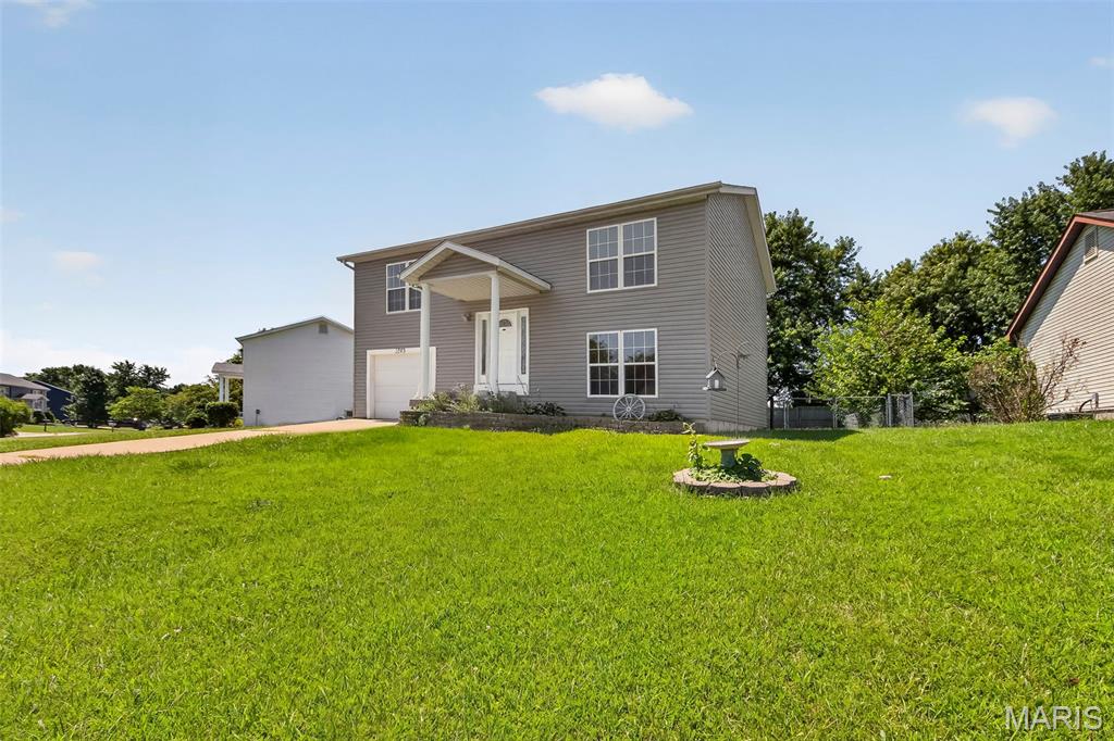 Homes for sale in Warrenton, MO | 2245 Pinta Dr, Warrenton, MO 63383 | MLS# MIS26042983