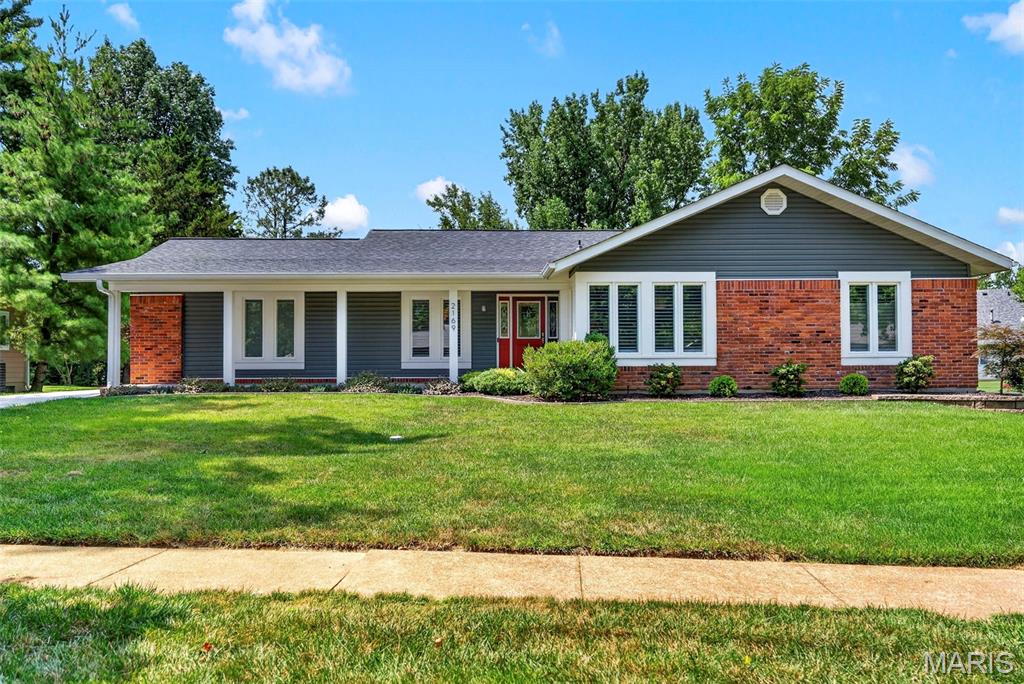 1st image of 2169 Silverwood Ln, Chesterfield, MO 63017 | MLS# MIS26043061