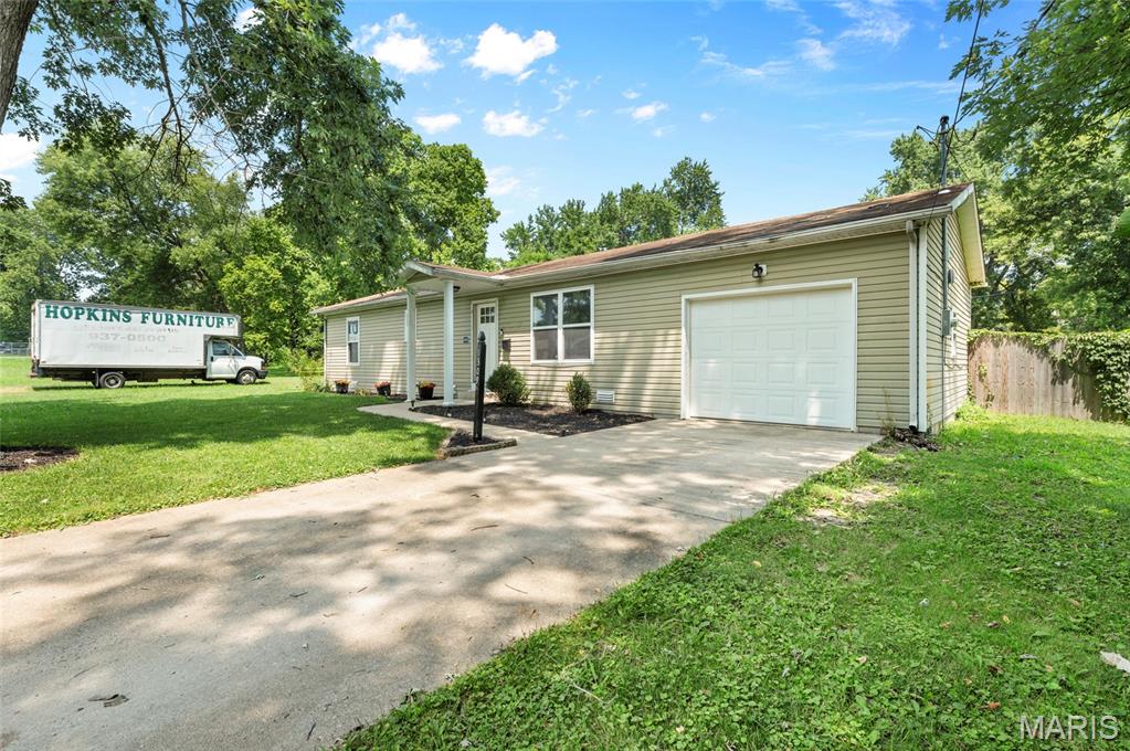 Homes for sale in Cottage Hills, IL | 1309 2nd St, Cottage Hills, IL 62018 | MLS# MIS26043235