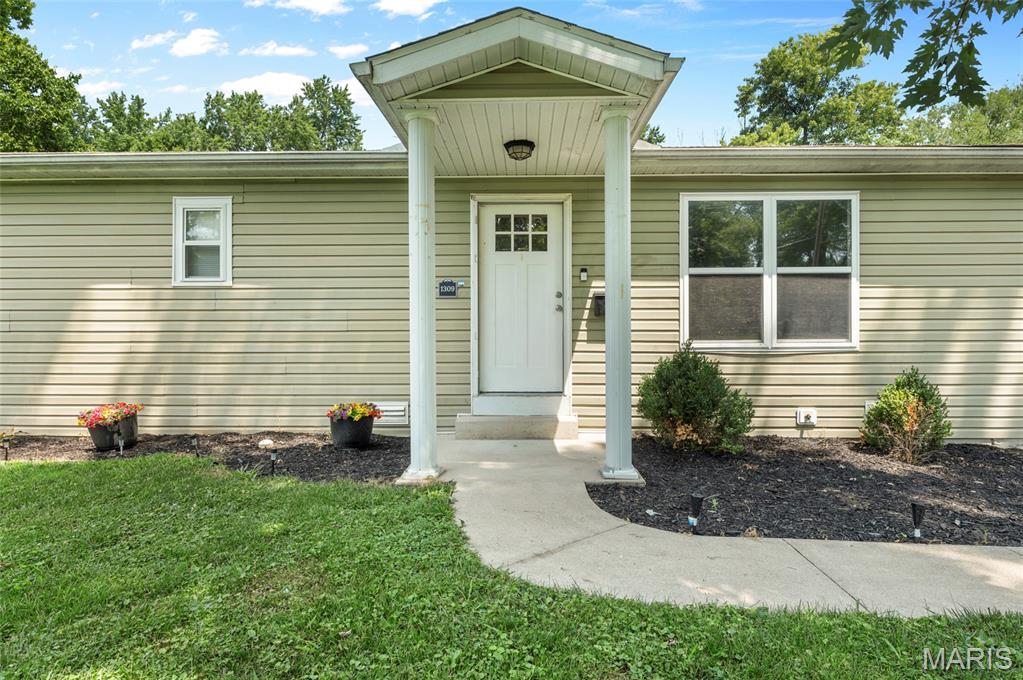 Homes for sale in Cottage Hills, IL | 1309 2Nd St, Cottage Hills, IL 62018 | MLS# MIS26043235