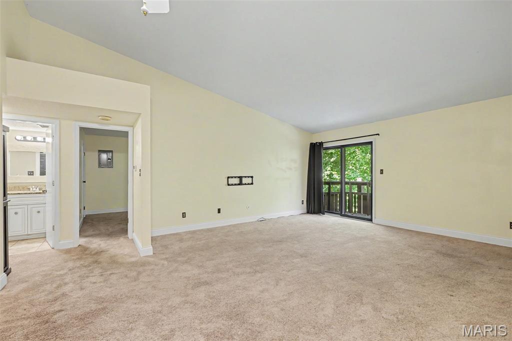 5th image of 1410 Heritage Lndg, St Charles, MO 63303