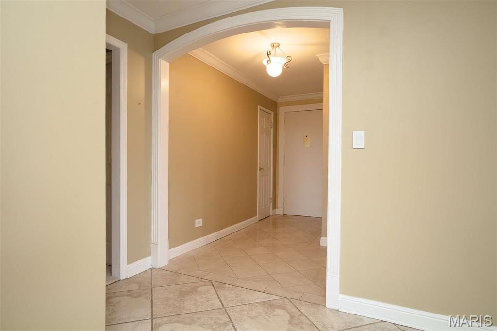 5th image of 4466 W Pine Blvd #8C, St Louis, MO 63108 | MLS# MIS26043309