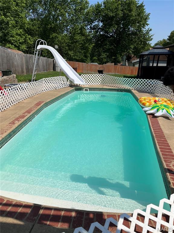 2nd image of 20 Sandalwood Ct, St Charles, MO 63304 | MLS# MIS26043351