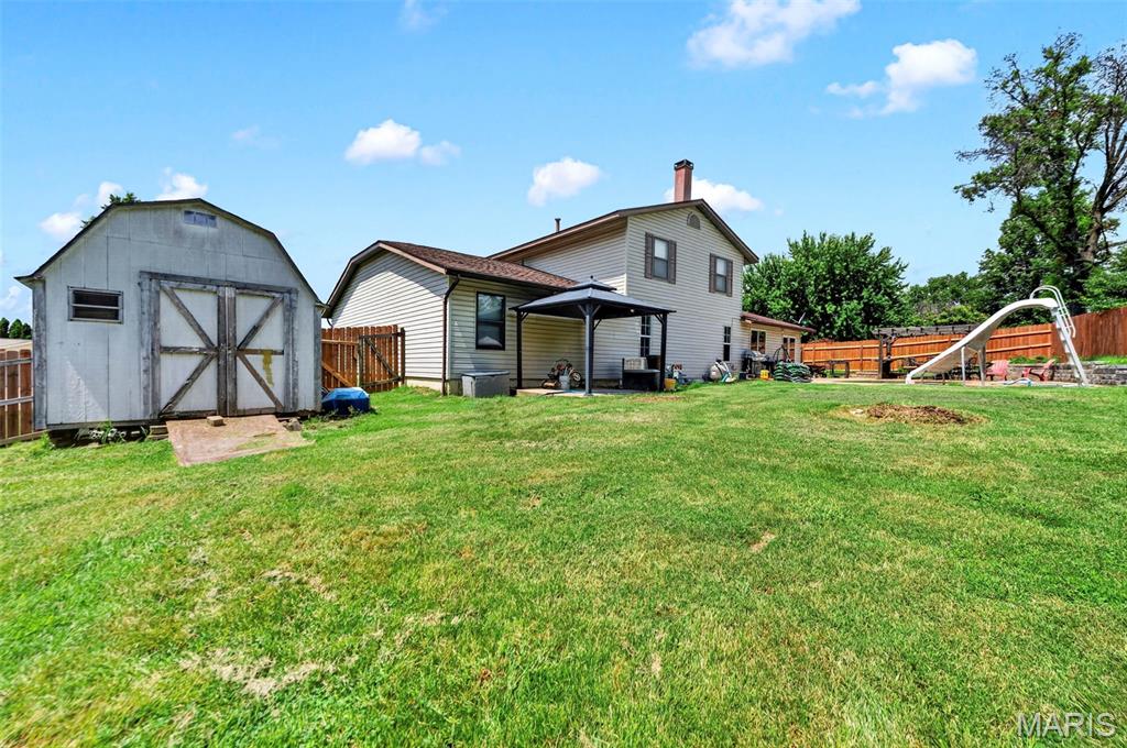 37th image of 20 Sandalwood Ct, St Charles, MO 63304 | MLS# MIS26043351