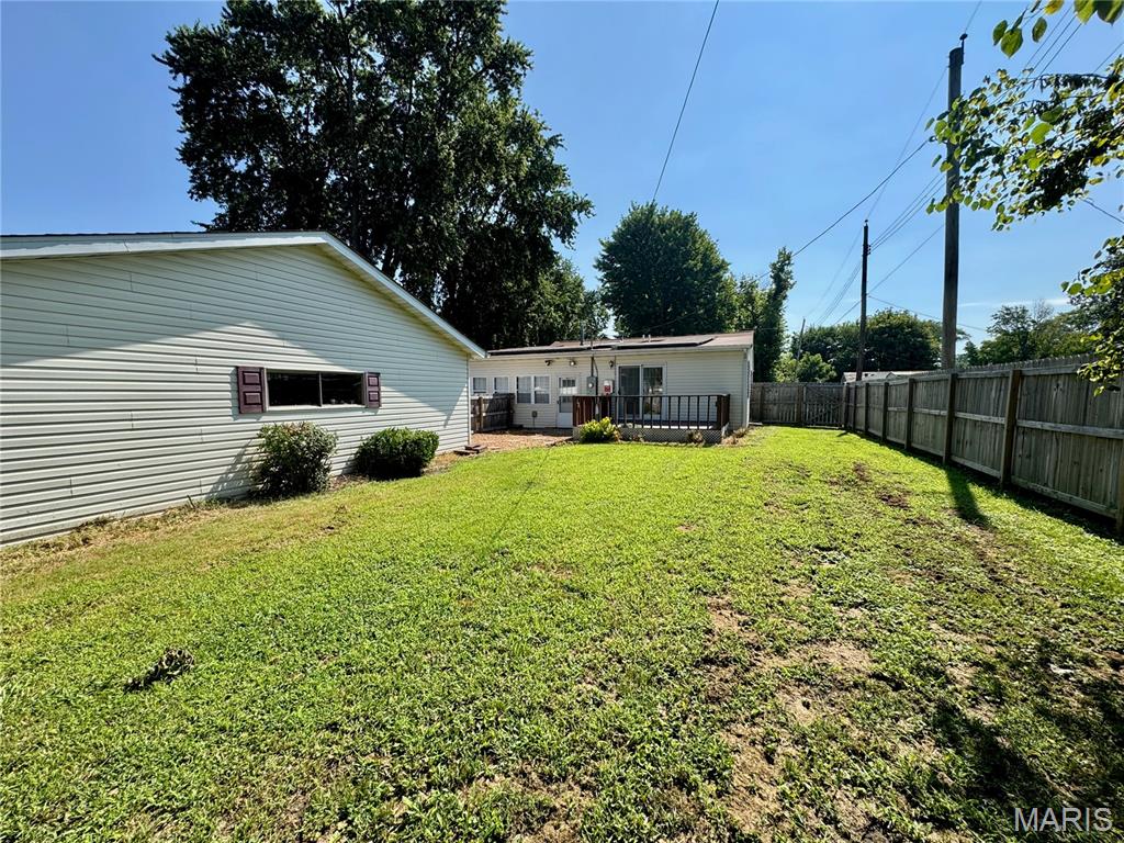 Homes for sale in Fairview Heights, IL | 5513 Pontiac Dr, Fairview Heights, IL 62208 | MLS# MIS26043430