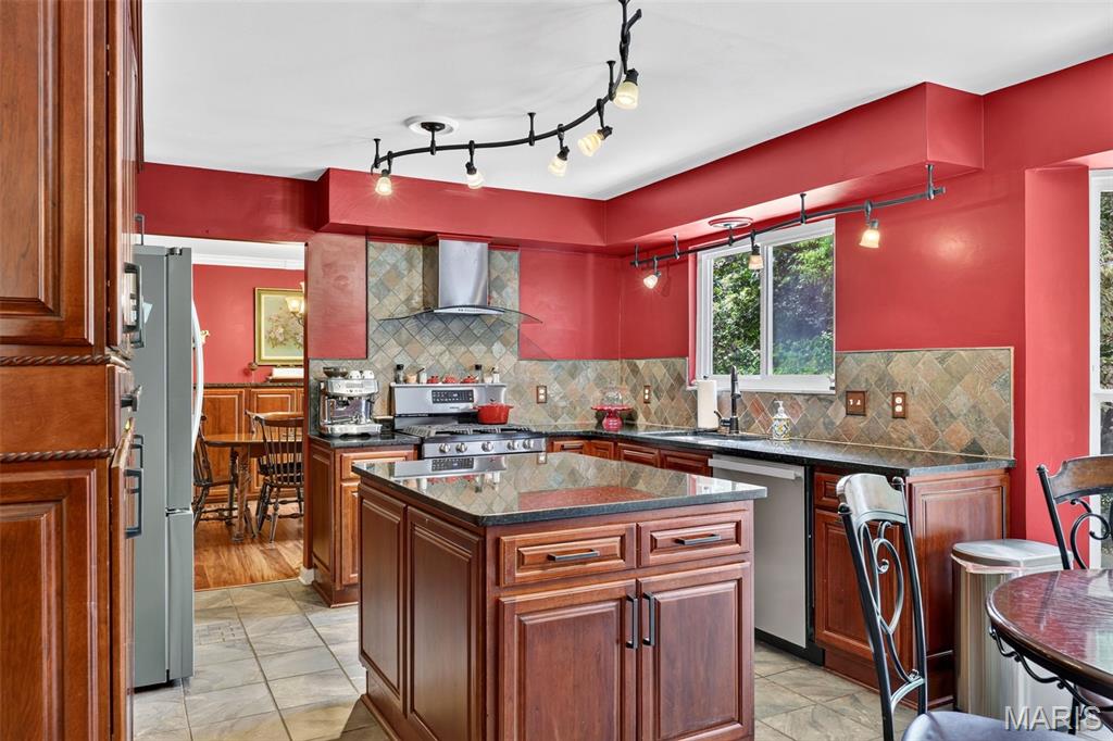 5th image of 1522 Pheasant Ridge Dr, Twin Oaks, MO 63011 | MLS# MIS26043506