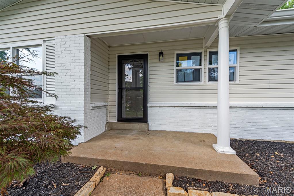 image of 12313 Tempo Dr, Saint Louis, MO 63146 | MLS# MIS26043568