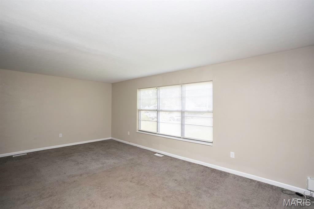 Homes for sale in Dixon, MO | 111 Barnett, Dixon, MO 65459 | MLS# MIS26043578