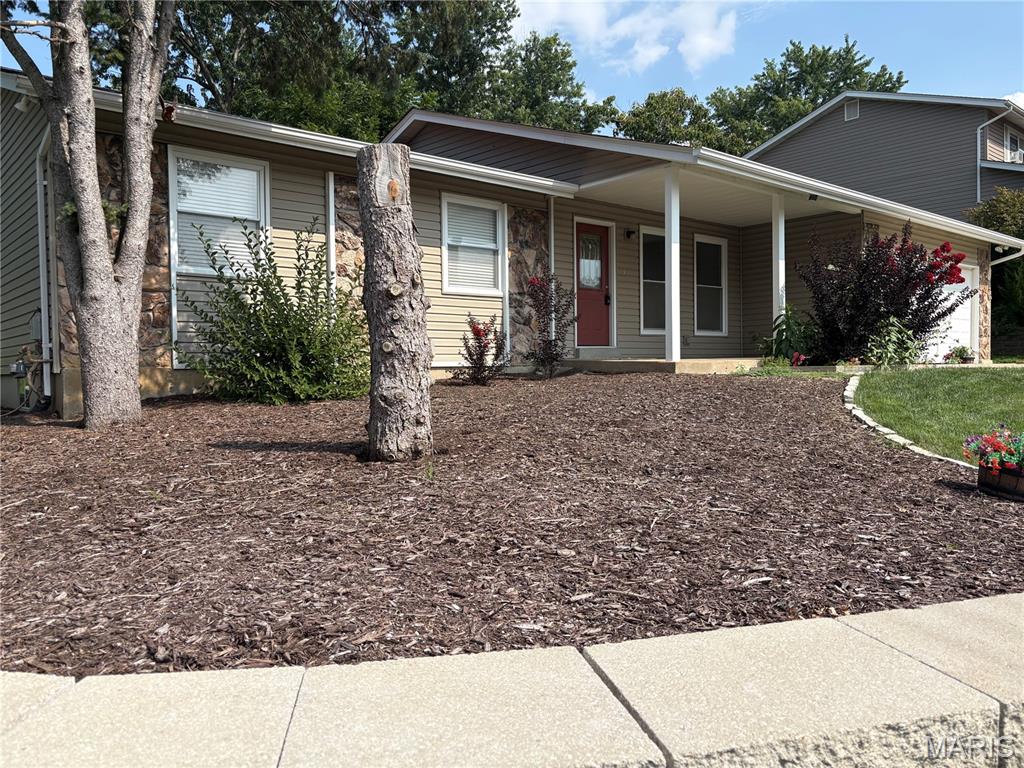 2nd image of 606 Willow Wood Ct, St Charles, MO 63303 | MLS# MIS26043670