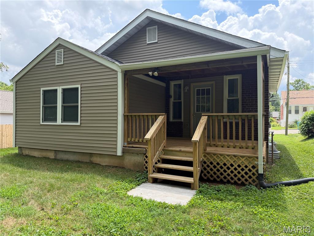 3rd image of 10315 Maddox Pl, Overland, MO 63114 | MLS# MIS26043677