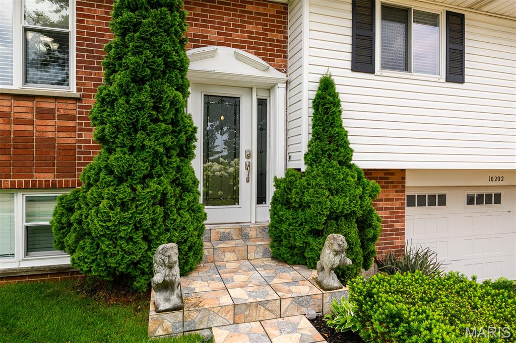 4th image of 10202 Jubil Dr, Affton, MO 63123 | MLS# MIS26043724