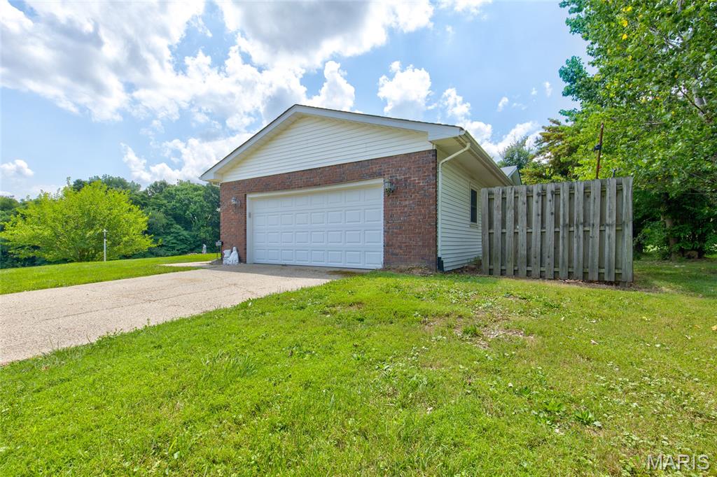 Homes for sale in Grafton, IL | 14904 Sycamore St, Grafton, IL 62037 | MLS# MIS26043790