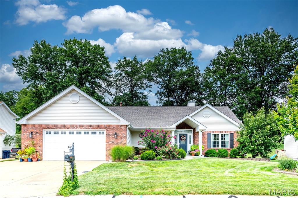 2nd image of 16845 Enderbush Ln, Eureka, MO 63025 | MLS# MIS26043807