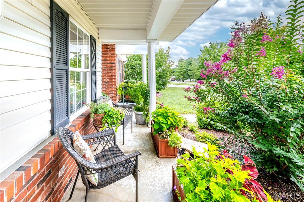 3rd image of 16845 Enderbush Ln, Eureka, MO 63025 | MLS# MIS26043807