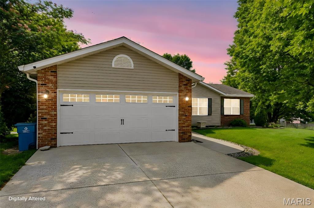 Homes for sale in Troy, IL | 2 Arbor Spgs, Troy, IL 62294 | MLS# MIS26043817
