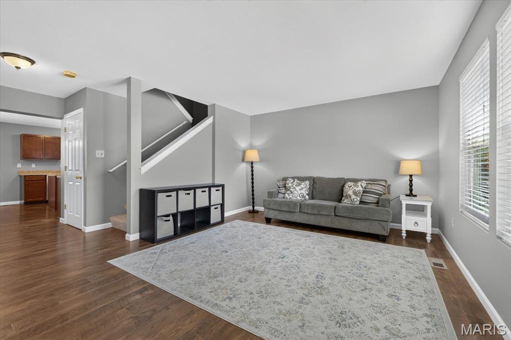 4th image of 627 Hunt Run Dr, Wentzville, MO 63385 | MLS# MIS26043925