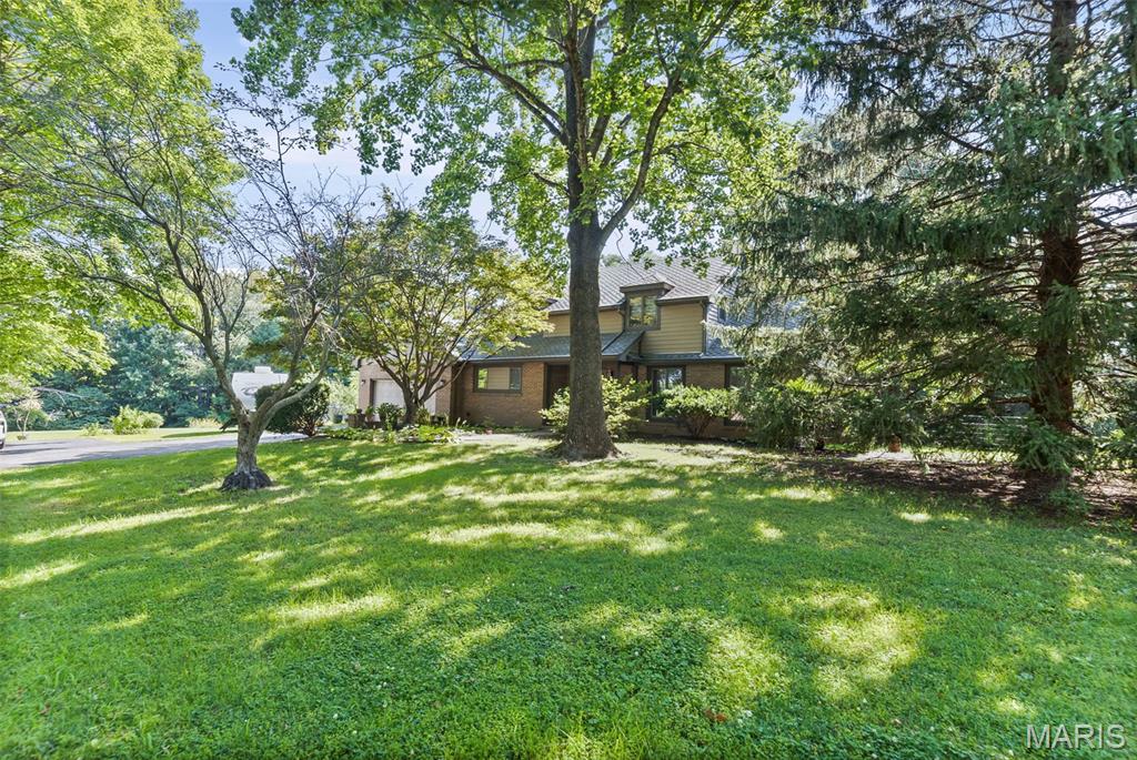 Homes for sale in Collinsville, IL | 8 Harmin Ln, Collinsville, IL 62234 | MLS# MIS26043977