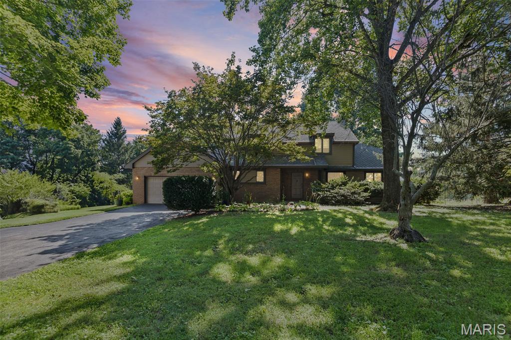 Homes for sale in Collinsville, IL | 8 Harmin Ln, Collinsville, IL 62234 | MLS# MIS26043977