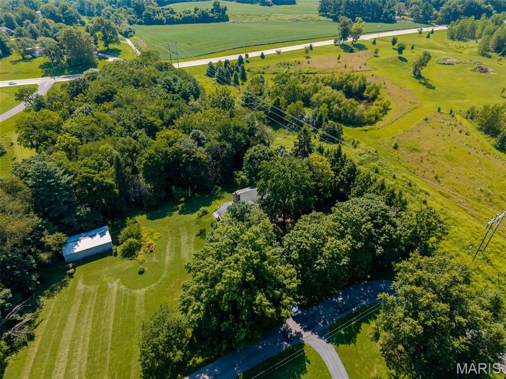 Homes for sale in Collinsville, IL | 8 Harmin Ln, Collinsville, IL 62234 | MLS# MIS26043977