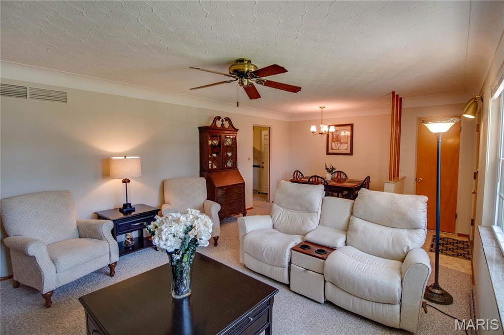 Homes for sale in Godfrey, IL | 5506 Ladue Dr, Godfrey, IL 62035 | MLS# MIS26044030