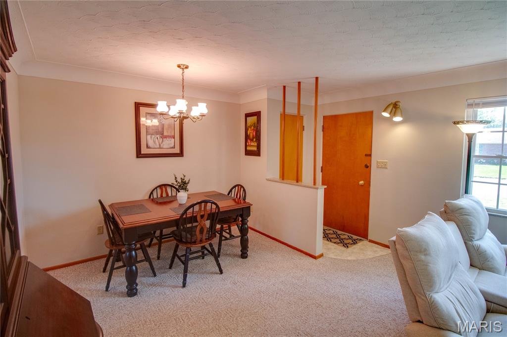 Homes for sale in Godfrey, IL | 5506 Ladue Dr, Godfrey, IL 62035 | MLS# MIS26044030