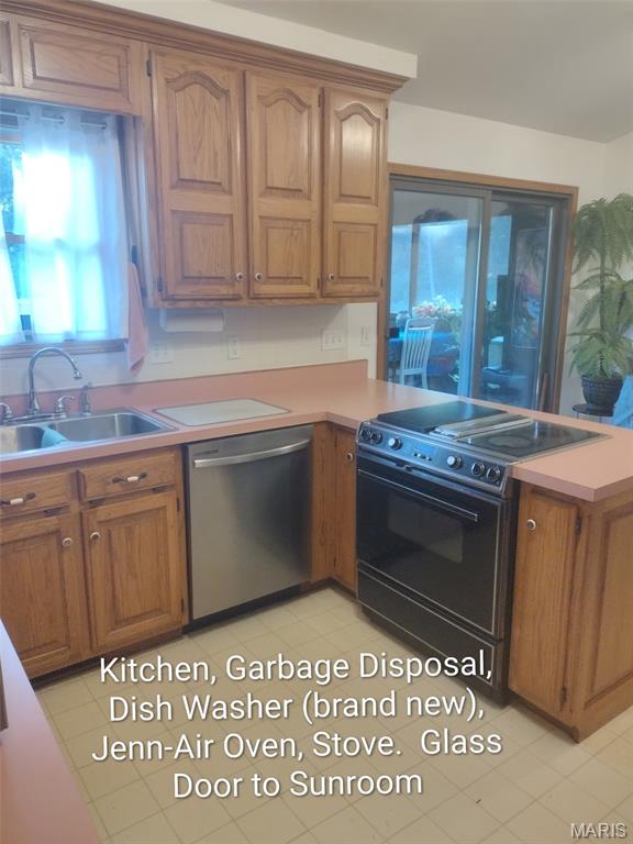 2nd image of 885 Shannon Hills Ln, Robertsville, MO 63072 | MLS# MIS26044031