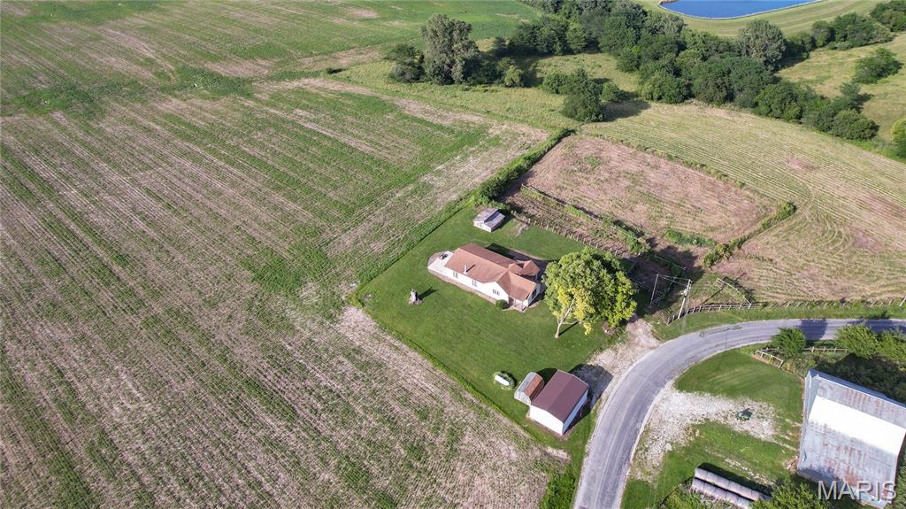 4th image of 761 830N Ave, Mount Sterling, IL 62353 | MLS# MIS26044050