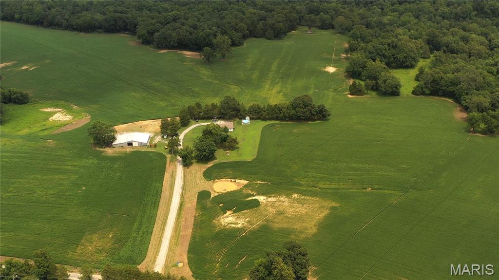 Homes for sale in Makanda, IL | 920 S Poplar Camp Rd, Makanda, IL 62958 | MLS# MIS26044073