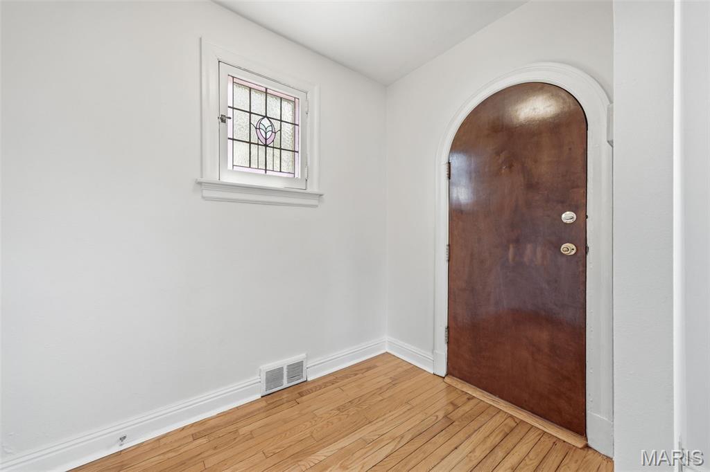 3rd image of 2 S Dellwood Ave, Saint Louis, MO 63135 | MLS# MIS26044106