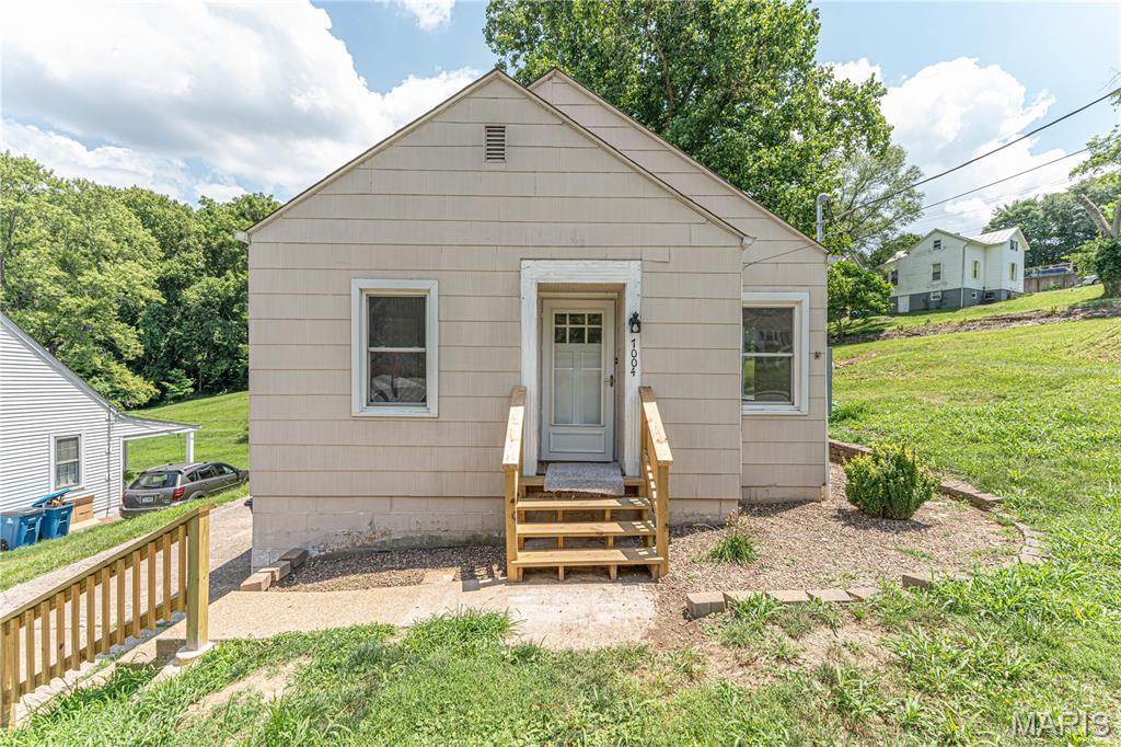 Homes for sale in New Haven, MO | 1004 Miller St, New Haven, MO 63068 | MLS# MIS26044229