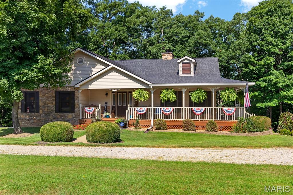 Homes for sale in Montgomery City, MO | 411 Hwy J Rd, Montgomery City, MO 63361 | MLS# MIS26044331