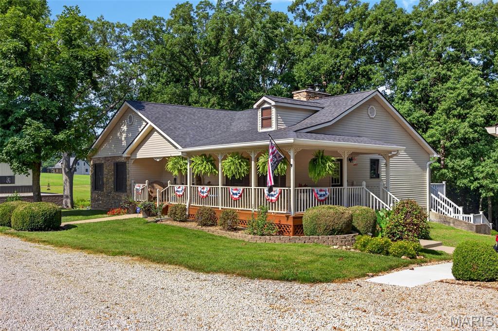 Homes for sale in Montgomery City, MO | 411 Hwy J Rd, Montgomery City, MO 63361 | MLS# MIS26044331