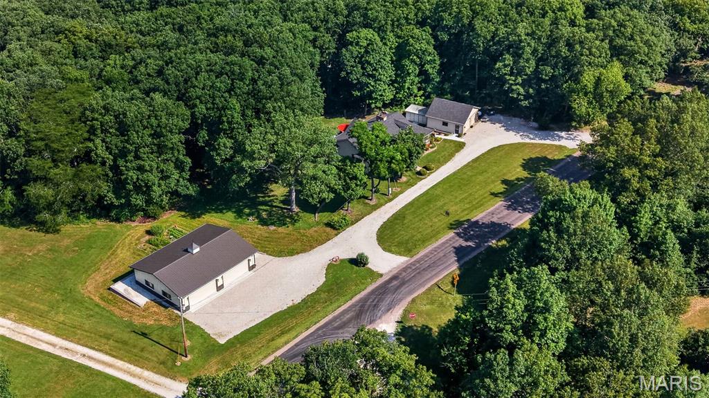 Homes for sale in Montgomery City, MO | 411 Hwy J Rd, Montgomery City, MO 63361 | MLS# MIS26044331