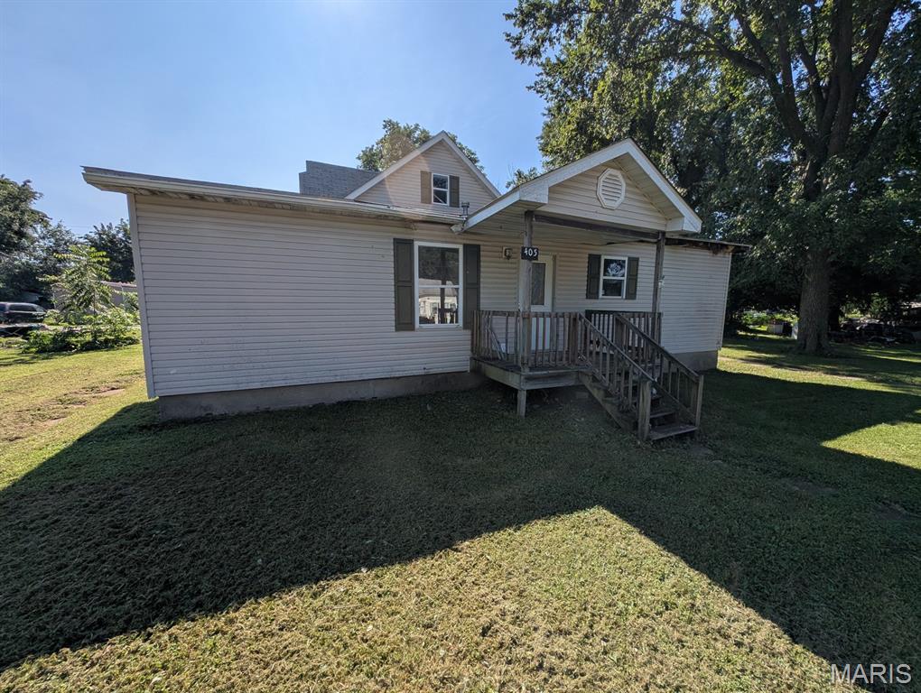 Homes for sale in Pocahontas, IL | 405 Academy St, Pocahontas, IL 62275 | MLS# MIS26044642