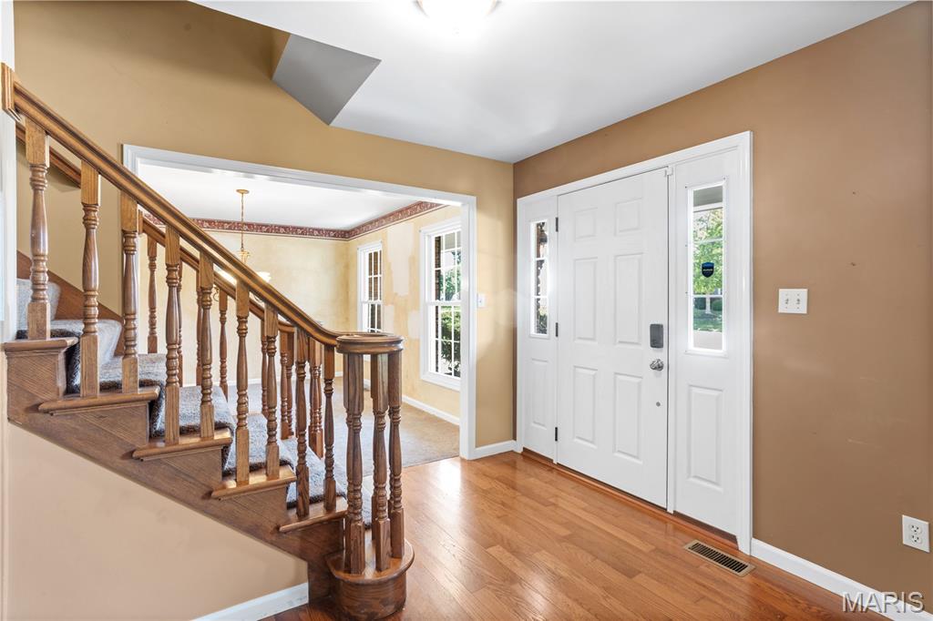 2nd image of 3499 Brookwood Cir, St Charles, MO 63301 | MLS# MIS26044685