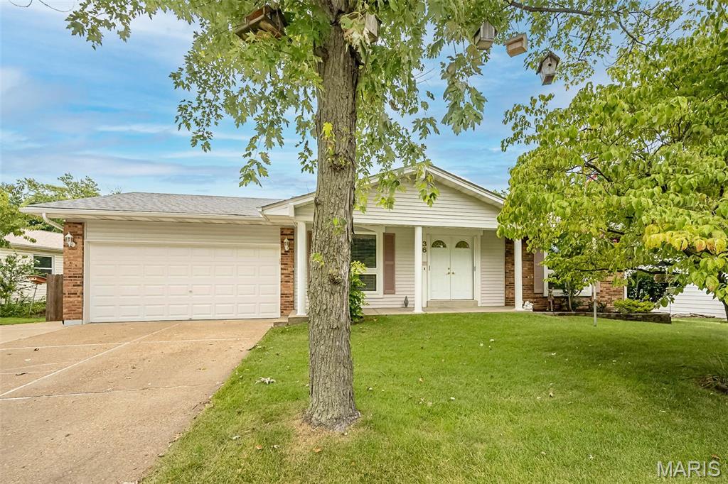1st image of 36 Park Charles Blvd, Saint Peters, MO 63376 | MLS# MIS26044702