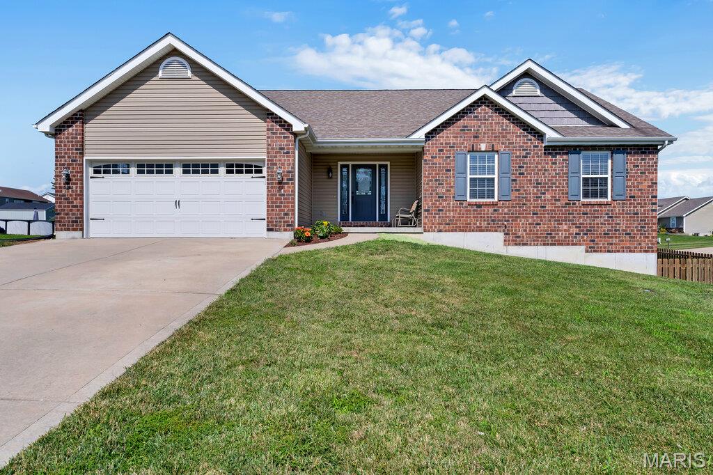 Homes for sale in Old Monroe, MO | 110 Keystone Dr, Old Monroe, MO 63369 | MLS# MIS26044723