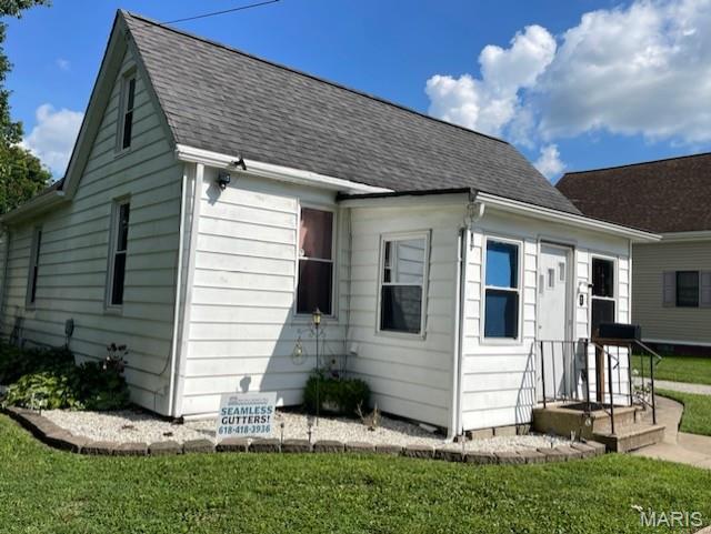 Homes for sale in New Athens, IL | 405 S Clinton St, New Athens, IL 62264 | MLS# MIS26044791