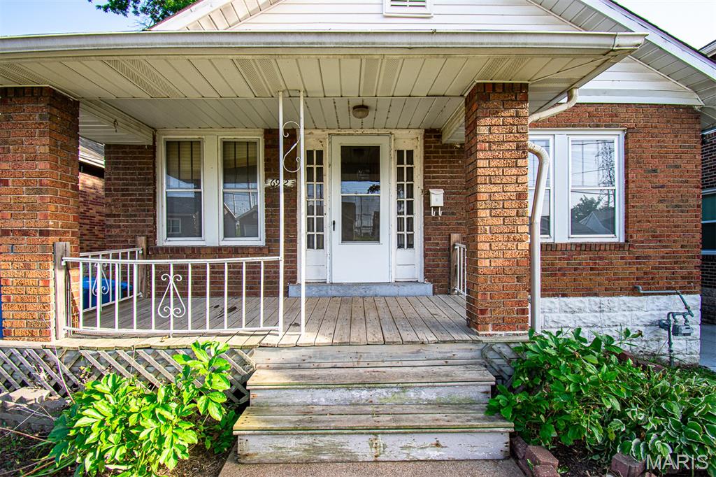 Homes for sale in Pagedale, MO | 6912 Robbins Ave, Pagedale, MO 63133 | MLS# MIS26044802