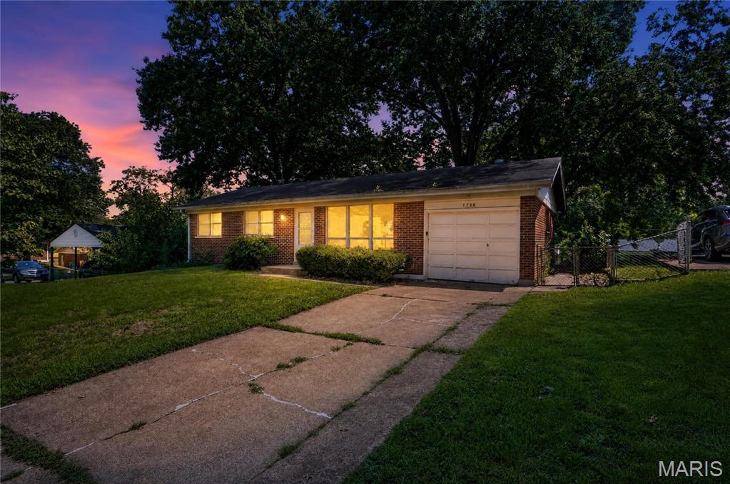 2nd image of 1758 Dowd Dr, Saint Louis, MO 63136 | MLS# MIS26044826