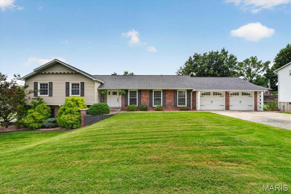 1st image of 20 Shawnee Dr, Saint Charles, MO 63301 | MLS# MIS26044847