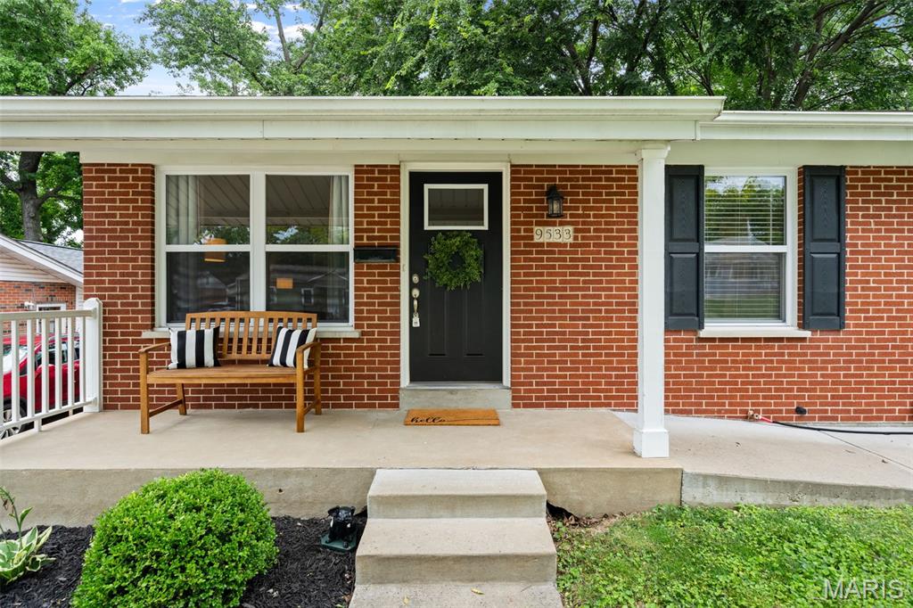 2nd image of 9533 Port Dr, Unincorporated, MO 63123 | MLS# MIS26044888