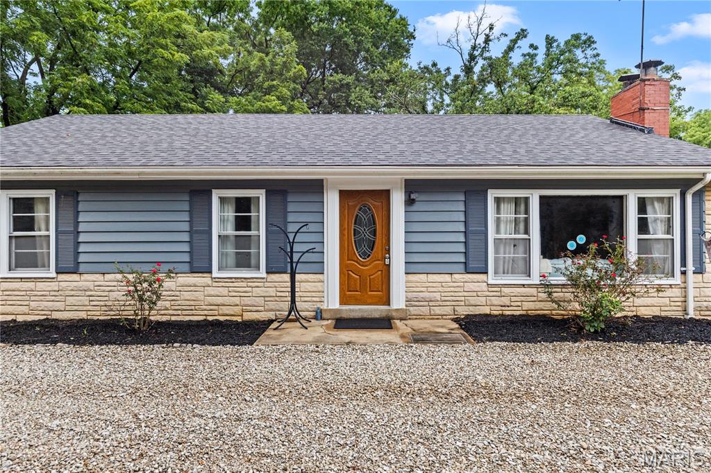 2nd image of 16460 Old Jamestown Rd, Florissant, MO 63034 | MLS# MIS26044938
