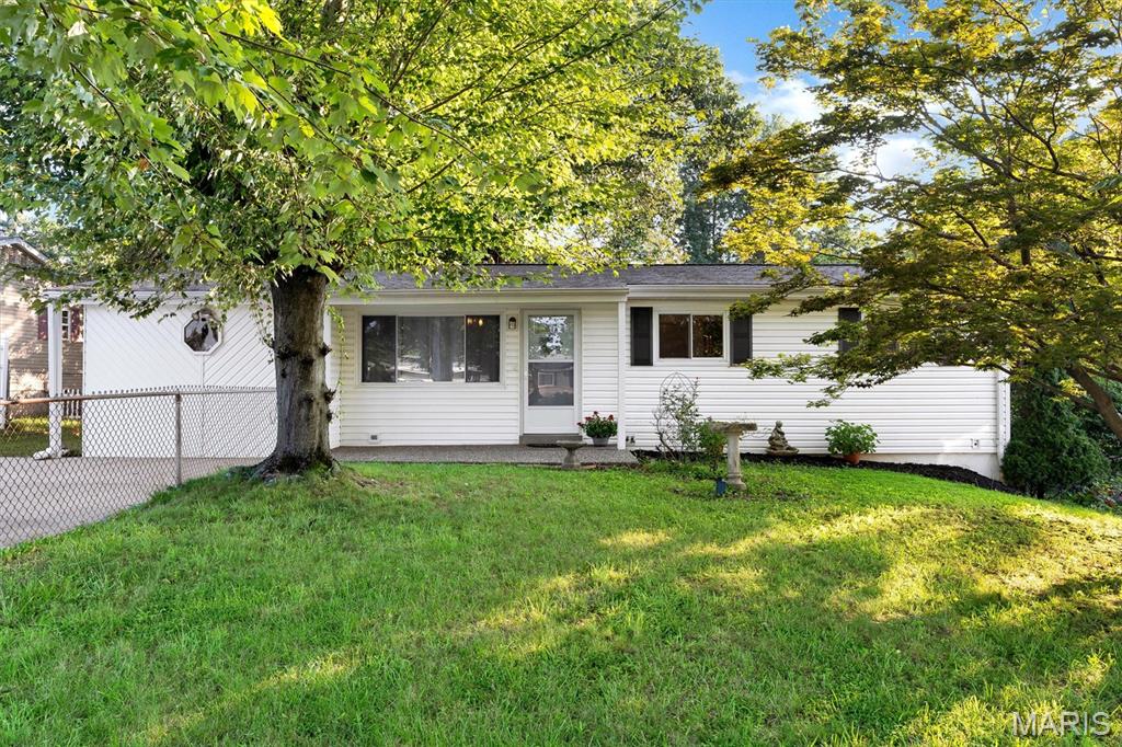 Homes for sale in Arnold, MO | 1757 Engle Dr, Arnold, MO 63010 | MLS# MIS26044972