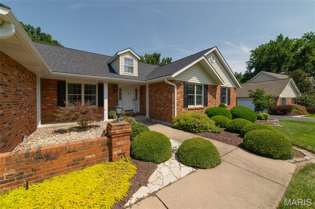 3rd image of 16275 Lone Cabin Dr, Wildwood, MO 63005 | MLS# MIS26045052