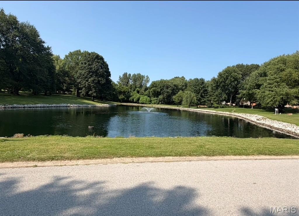 28th image of 70 S Meadow Ln, Glen Carbon, IL 62034 | MLS# MIS26045057
