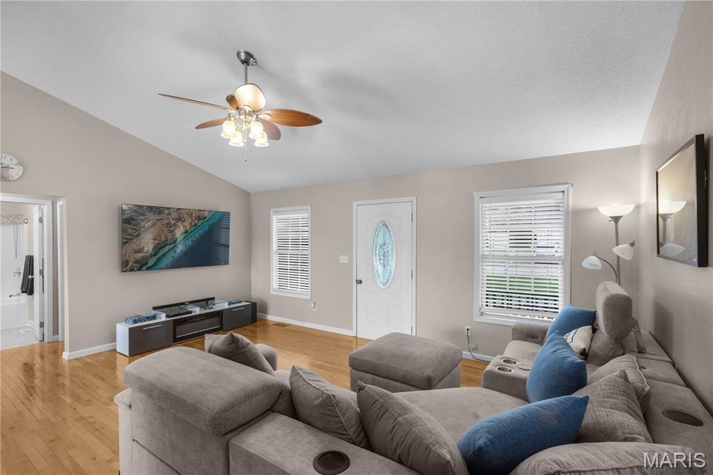 3rd image of 385 Spring Hill Rd, Jackson, MO 63755 | MLS# MIS26045065