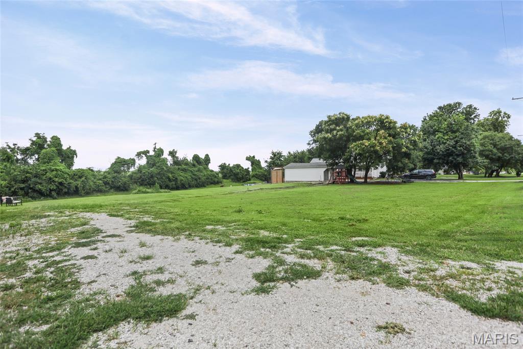 74th image of 419 Old Rock Rd, Granite City, IL 62040 | MLS# MIS26045086
